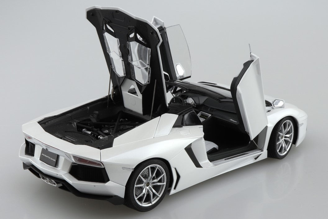 1/24 Lamborghini Aventador LP700-4 ROADSTER '12 (05866)