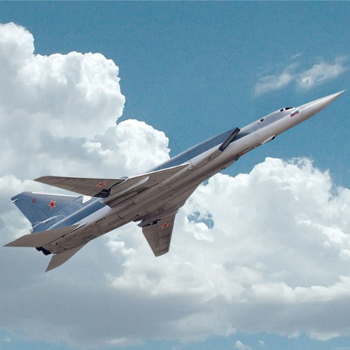 TU-22M3 Backfire C 1/144 (12636)