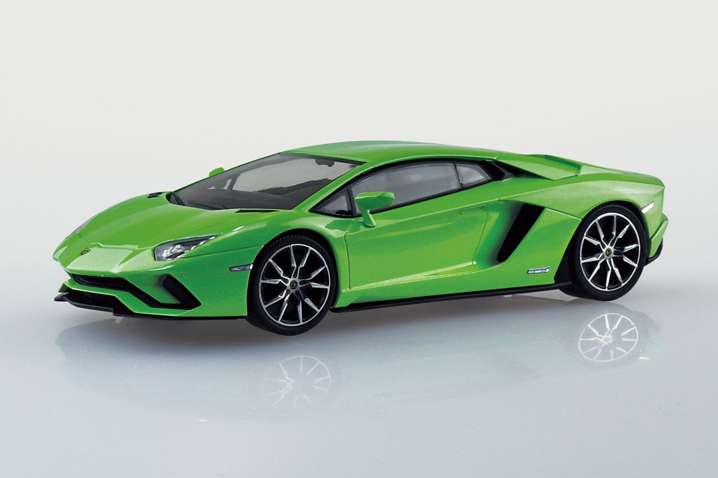 1/32 SNAP KIT #12-D Lamborghini Aventador S (Pearl Green) (06348)