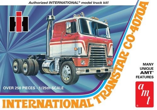 International CO-4070A Tractor 1/25 AMT1203