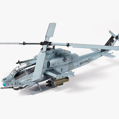 USMC AH-1Z "Bouche de requin" 1/32 ACY12127