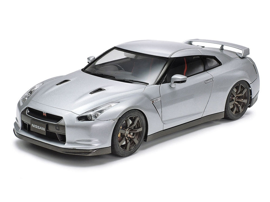 Tamiya Nissan GT-R Skyline 2009 1/24 (24300)