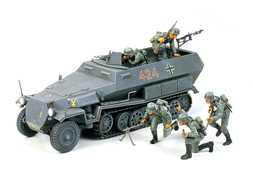 Tamiya German Hanomag SdKfz 251/1 1/35 (35020)