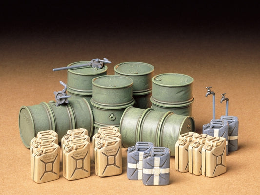 Tamiya German Fuel Drum Set 1/35 (35186)