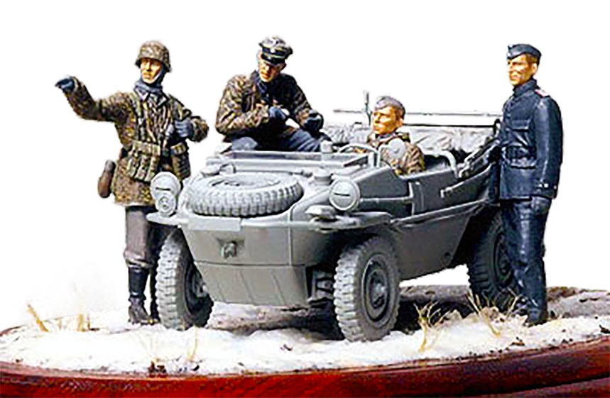 Tamiya German Panzer Division Front Line Recon Figure set 1/35 (35253)