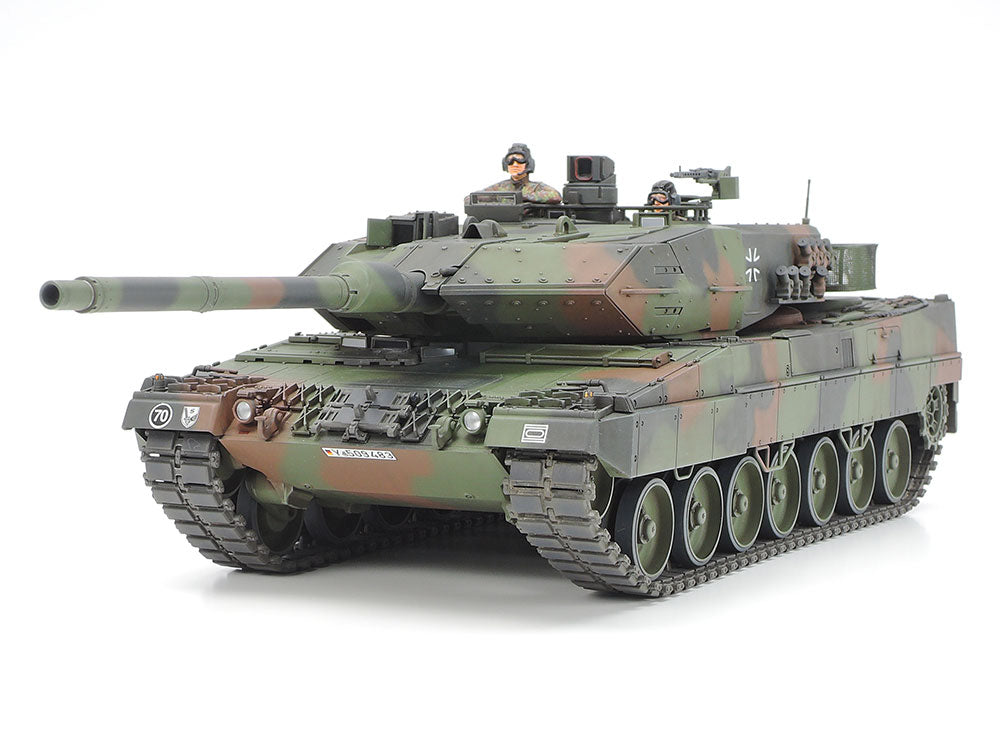 Tamiya Leopard 2 A6 Main Battle Tank 1/35 (35271)