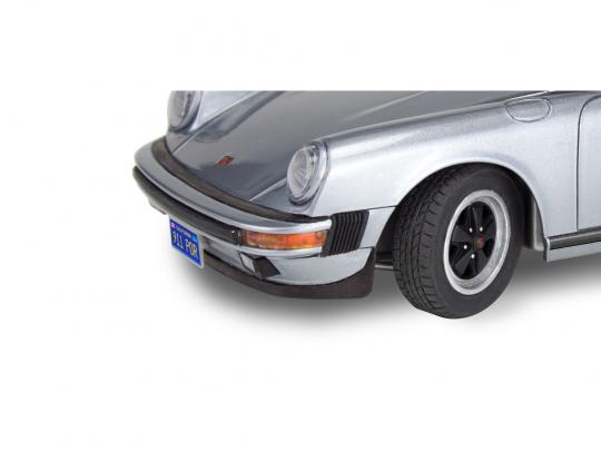 Porsche 911 Carrera 3.2 Coupe 1/24 RMX4521