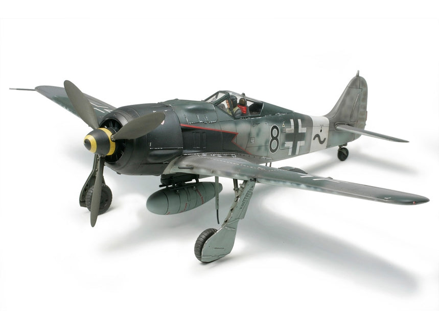 Tamiya Focke-Wulf Fw190 A-8/A-8 R2  1/48 (61095)