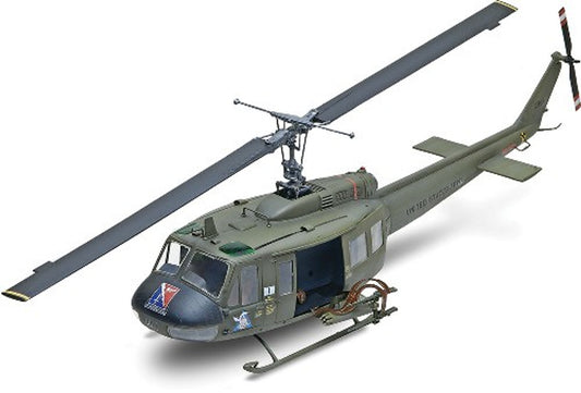 Canonnière UH-1D Huey 1/32 RMX5536