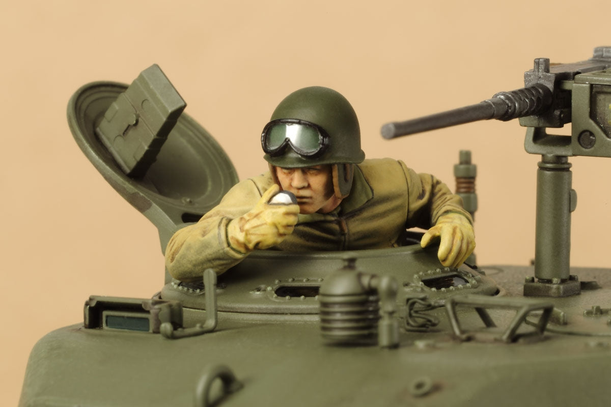 US Medium Tank M4A3E8 Sherman Easy Eight 1/35 (35346)