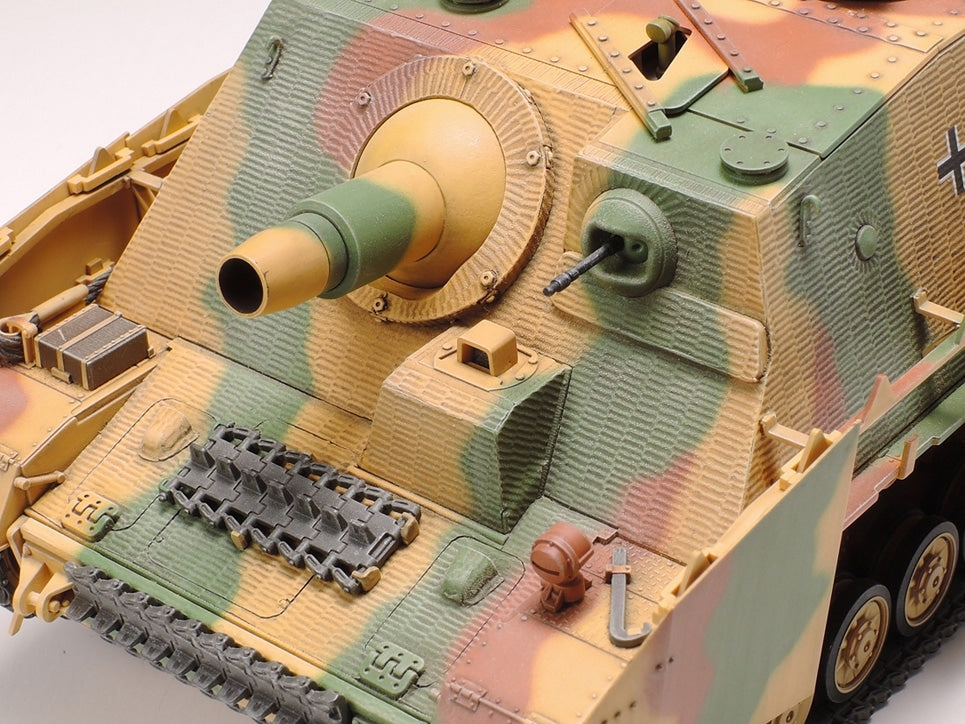 Brummbar Late Production German Assault Tank IV 1/35 (35353)