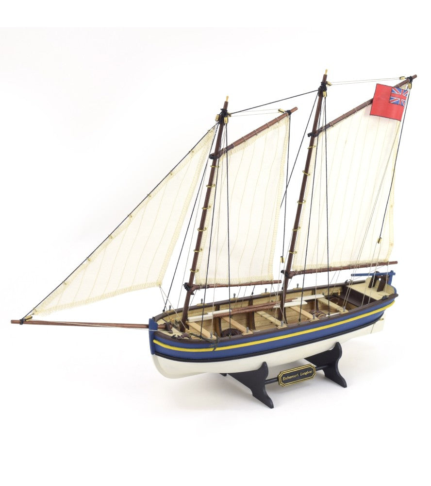 Doris Saint-Malo. Maquette de bateau de pêche en bois à l'échelle 1:20 (19010)