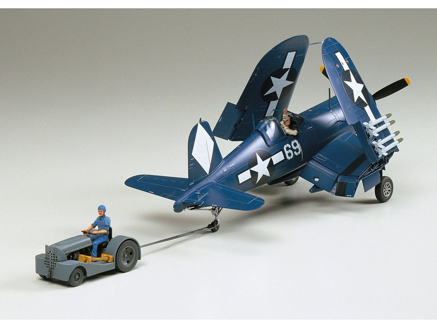 Tamiya Vought F4U-1D Corsair W/Moto Tug 1/48 (61085)