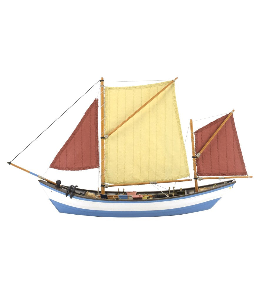 Doris Saint-Malo. 1:20 Wooden Model Fishing Boat Kit (19010)