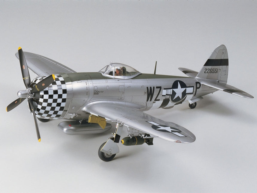 Tamiya P-47D Thunderbolt Bubbletop  1/48 (61090)