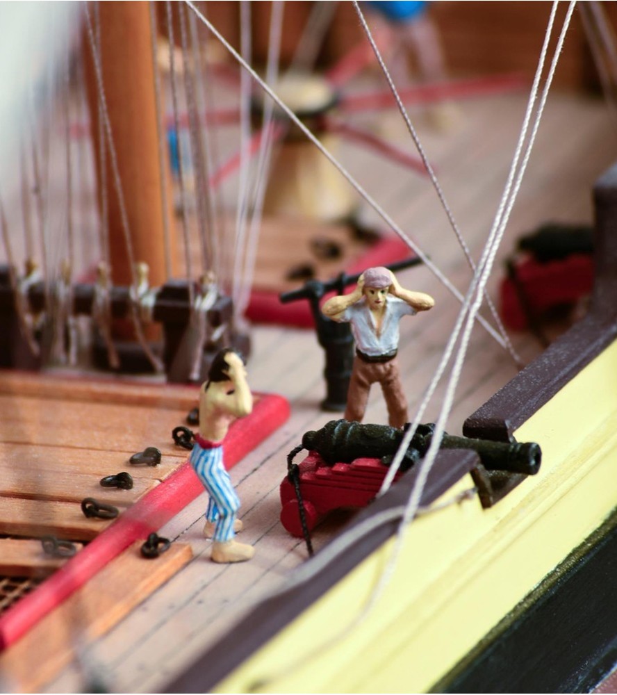 Doris Saint-Malo. Maquette de bateau de pêche en bois à l'échelle 1:20 (19010)