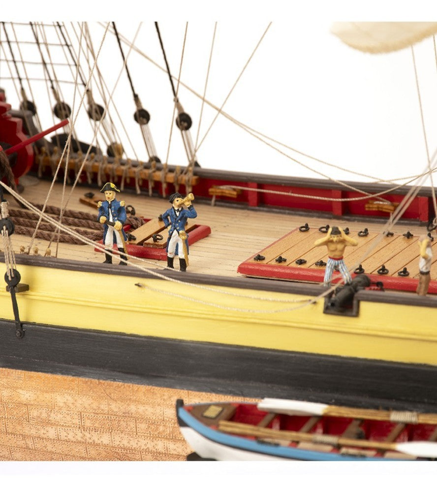 Doris Saint-Malo. Maquette de bateau de pêche en bois à l'échelle 1:20 (19010)