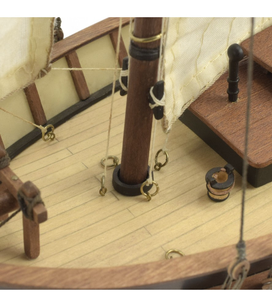 U.S. Pilot Boat Swift. 1:50 Wooden Model Ship Kit (22110)