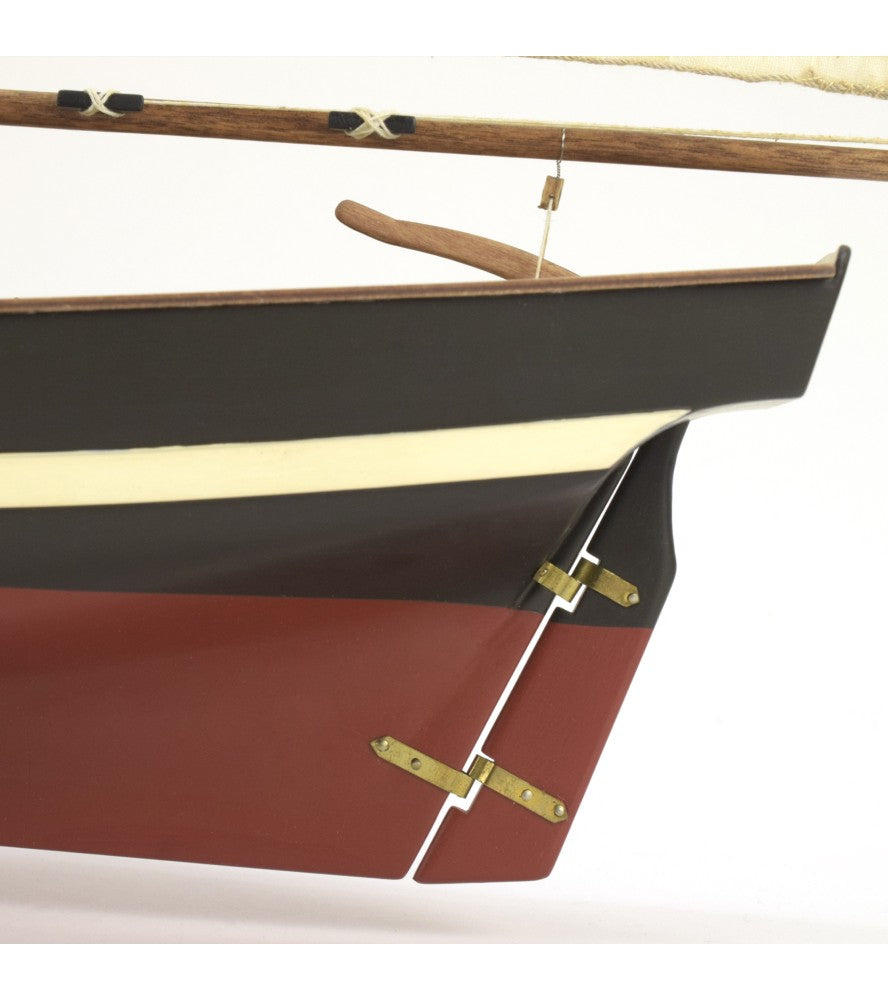 U.S. Pilot Boat Swift. 1:50 Wooden Model Ship Kit (22110)