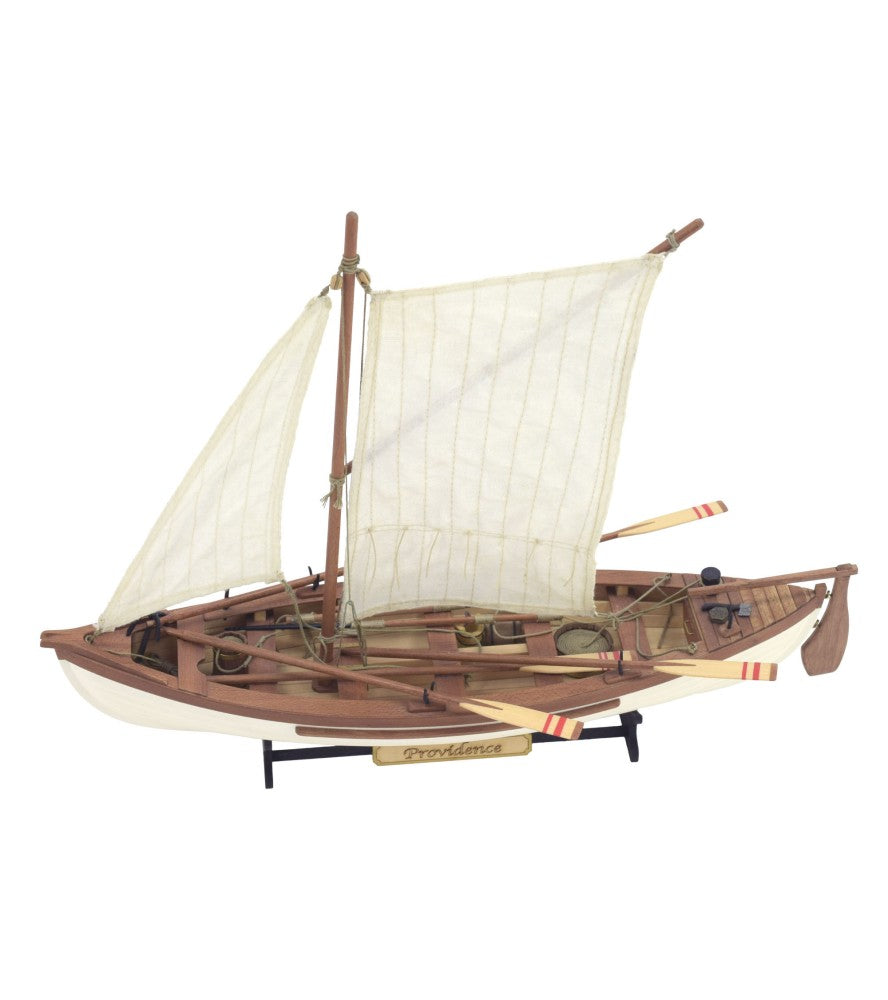 Doris Saint-Malo. Maquette de bateau de pêche en bois à l'échelle 1:20 (19010)