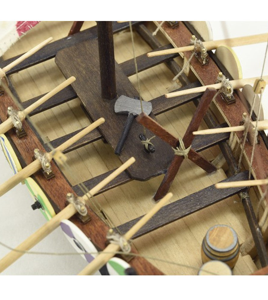 Drakkar Viking. 1:75 Wooden Model Ship Kit (19001)